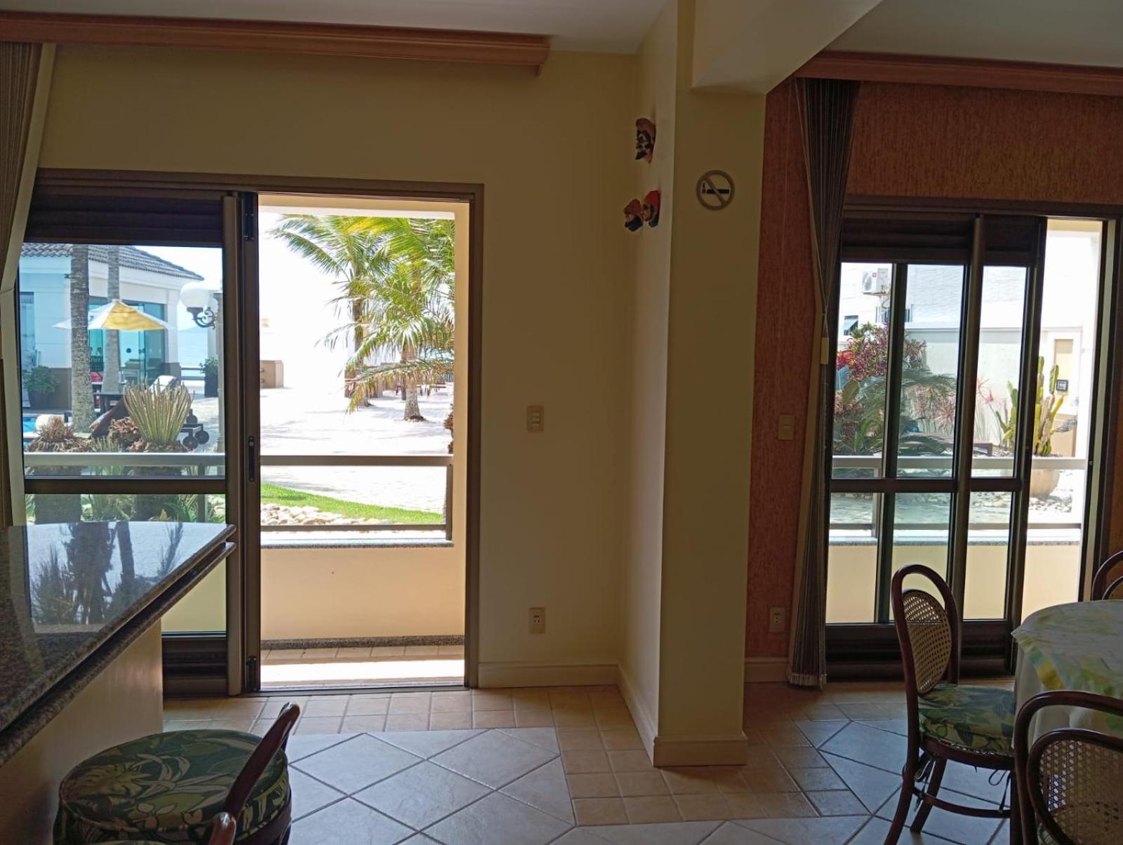 Golfinhos Apart-Hotel - Apto Terreo Frente Ao Mar!!! Florianopolis Exterior photo