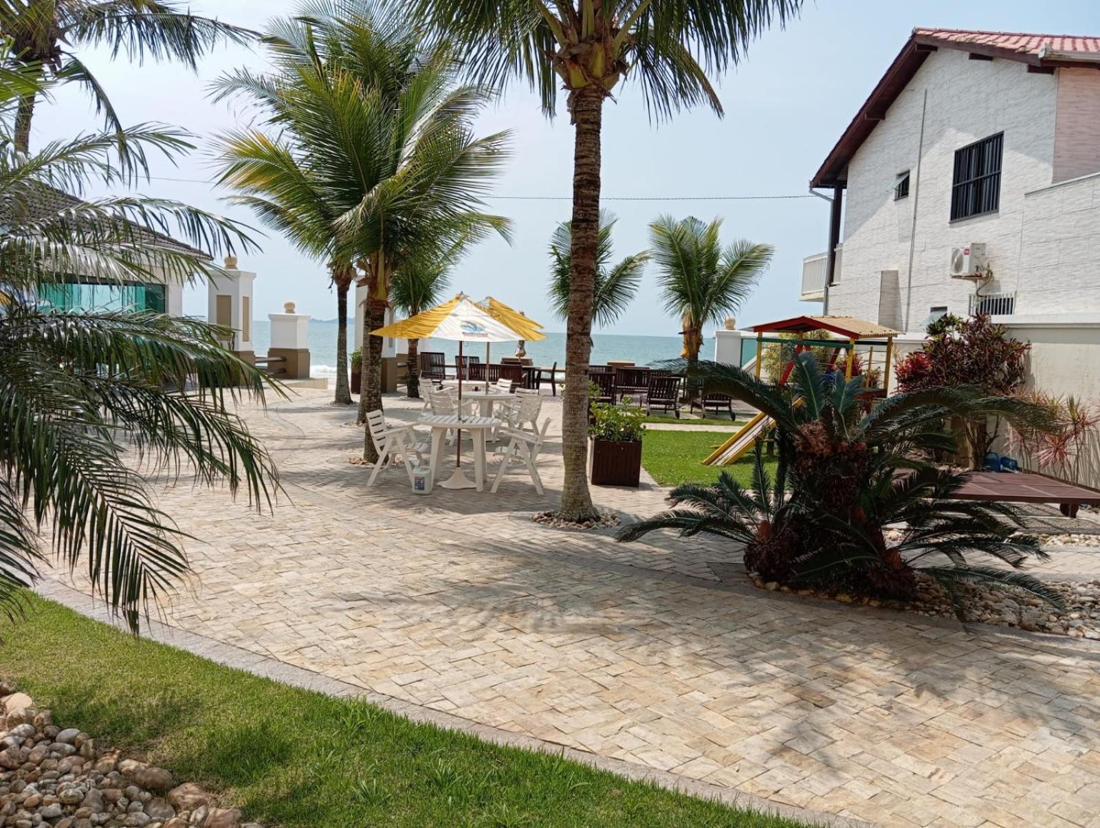 Golfinhos Apart-Hotel - Apto Terreo Frente Ao Mar!!! Florianopolis Exterior photo